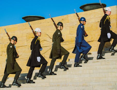 Vláda ČR zvyšuje platy vojáků: Jaké to má důsledky?